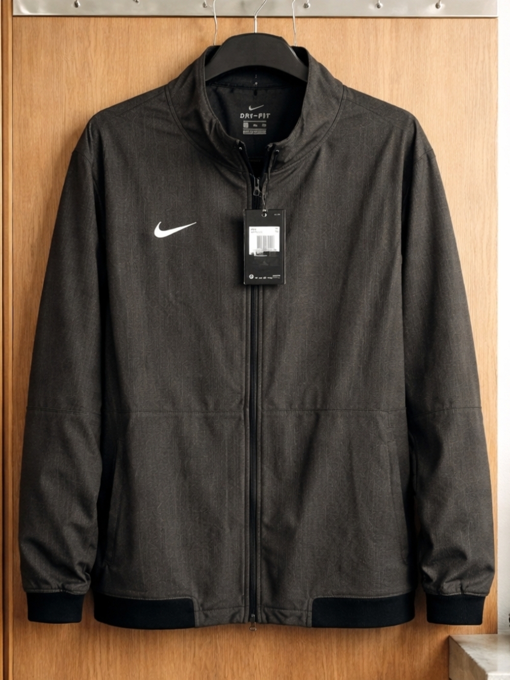 Nike Men's Black /Grey Full-Zip Dri-FIT Windbreaker Jacket Vented 3XL NWT